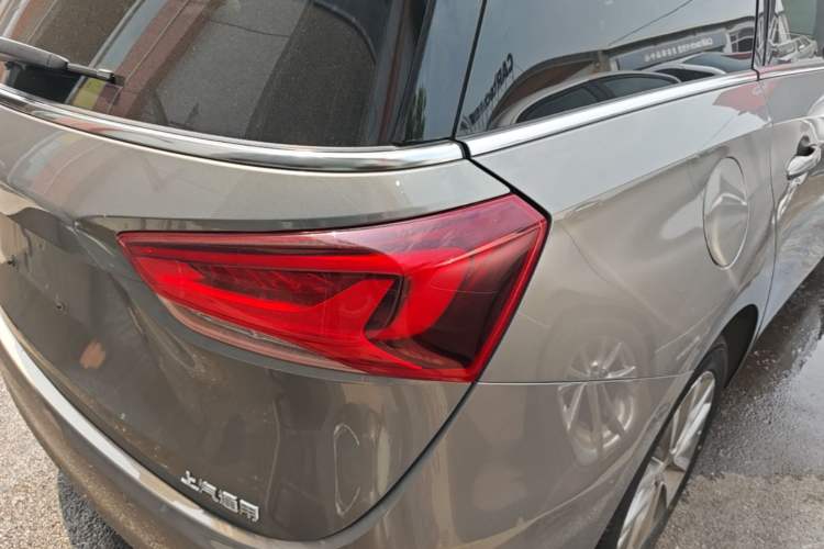Used Buick GL6 2019 18T 6-Seater Connected Luxury Version China VI Standard Exterior 3