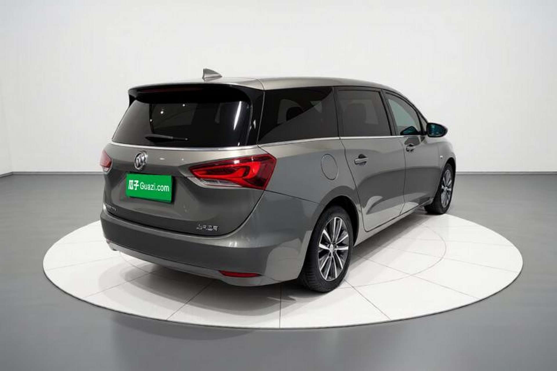 Used Buick GL6 2019 18T 6-Seater Connected Luxury Version China VI Standard Exterior 3