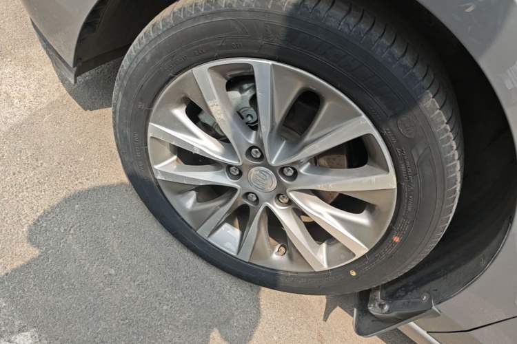Used Buick GL6 2019 18T 6-Seater Connected Luxury Version China VI Standard Exterior 4