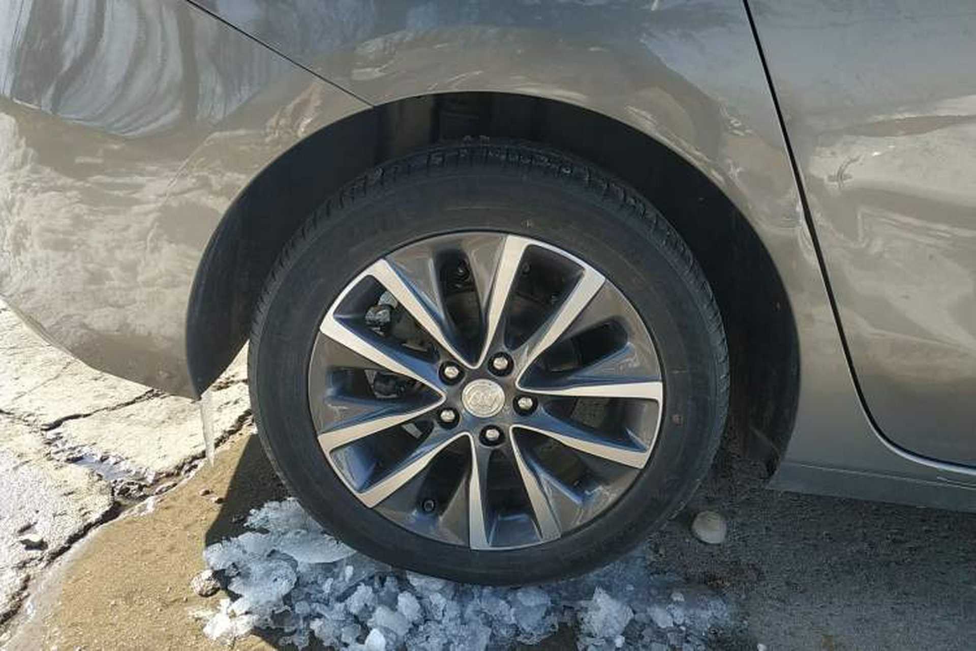 Used Buick GL6 2019 18T 6-Seater Connected Luxury Version China VI Standard Exterior 5