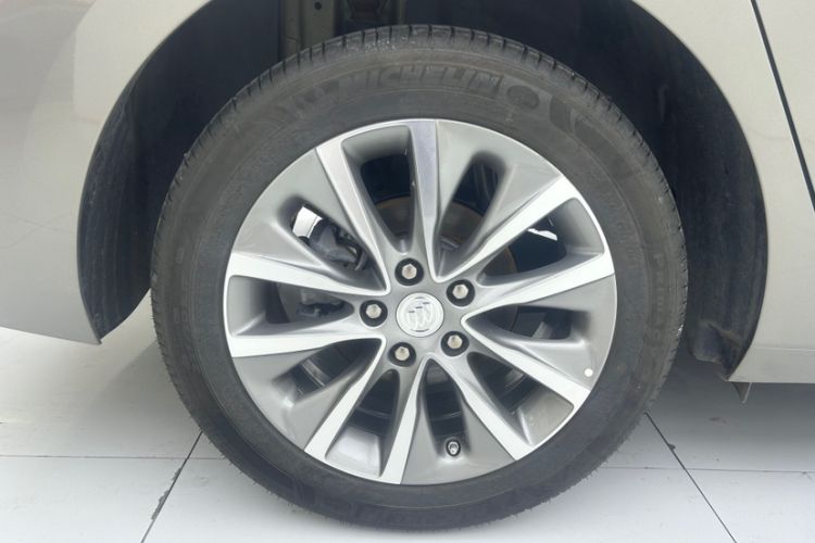 Used Buick GL6 2019 18T 6-Seater Connected Luxury Version China VI Standard Exterior 5