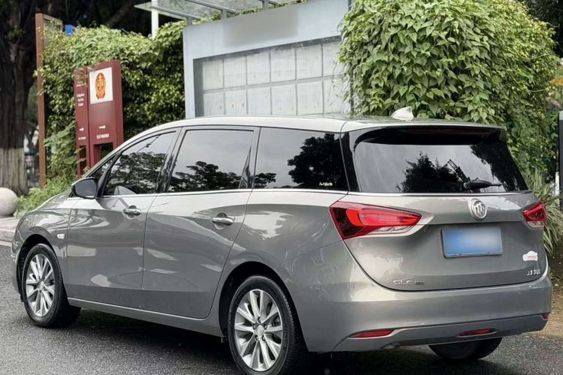 Used Buick GL6 2019 18T 6-Seater Connected Luxury Version China VI Standard Exterior 8