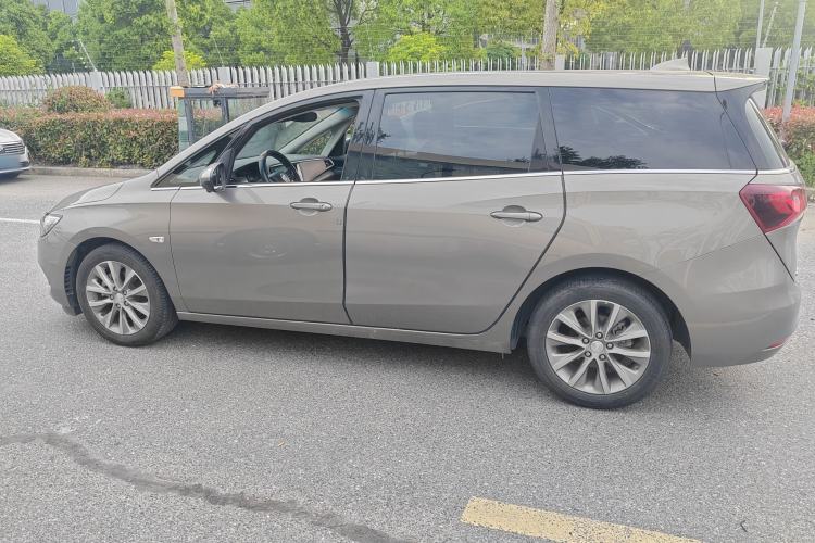 Used Buick GL6 2019 18T 6-Seater Connected Luxury Version China VI Standard Exterior 9