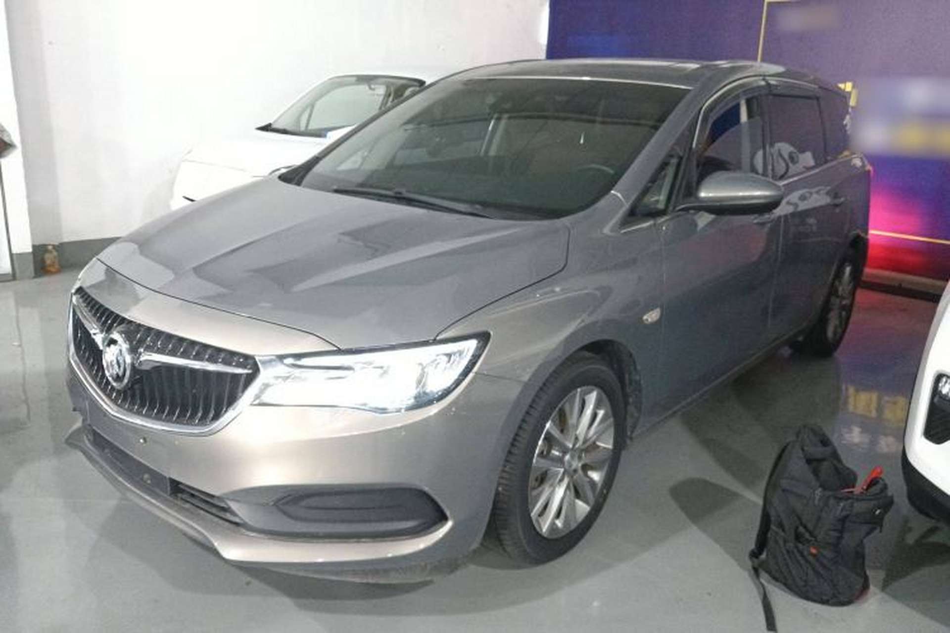 Used Buick GL6 2019 18T 6-Seater Connected Luxury Version China VI Standard Front Left 45 Deg
