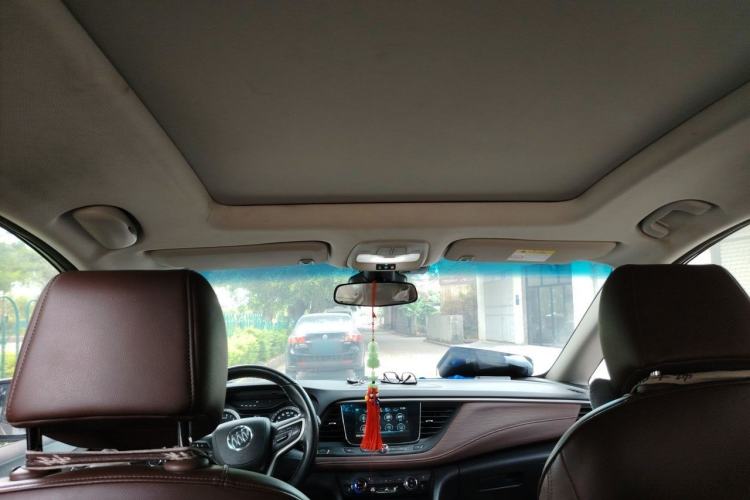 Used Buick GL6 2019 18T 6-Seater Connected Luxury Version China VI Standard Headliner