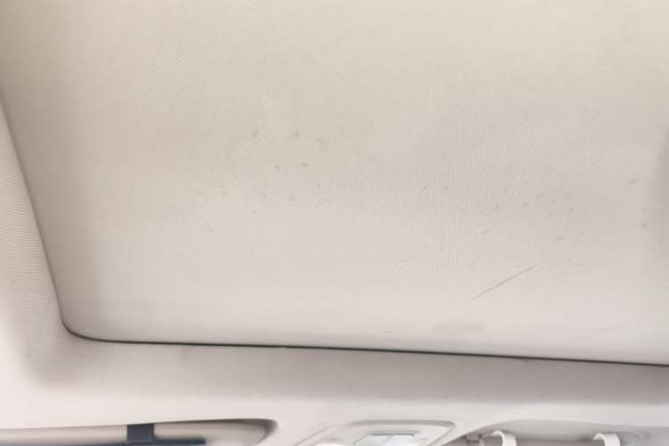 Used Buick GL6 2019 18T 6-Seater Connected Luxury Version China VI Standard Headliner