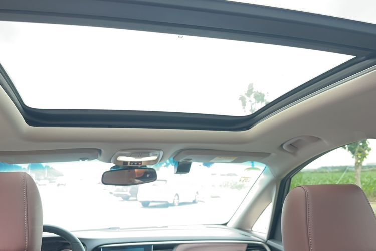Used Buick GL6 2019 18T 6-Seater Connected Luxury Version China V Standard Headliner