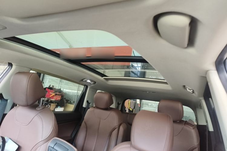 Used Buick GL6 2019 18T 6-Seater Connected Luxury Version China VI Standard Headliner