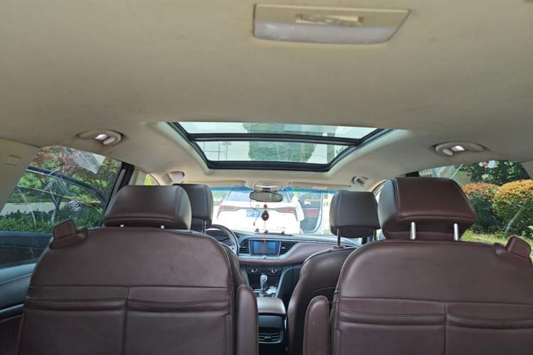 Used Buick GL6 2019 18T 6-Seater Connected Luxury Version China VI Standard Headliner