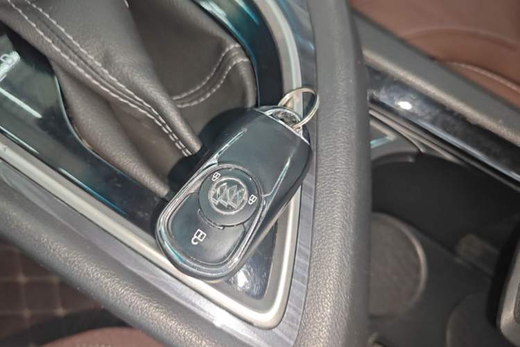 Used Buick GL6 2019 18T 6-Seater Connected Luxury Version China V Standard Interior 1