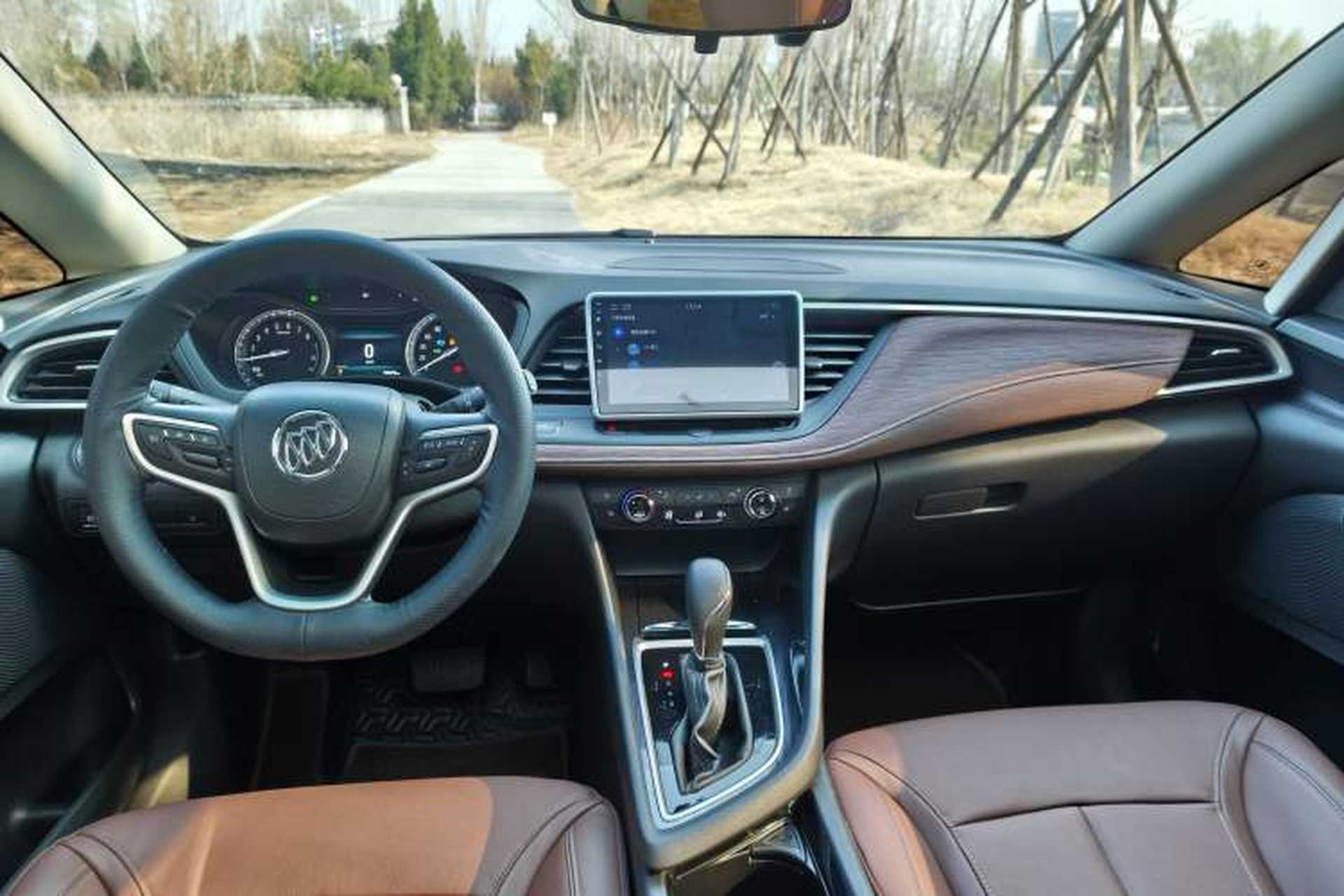 Used Buick GL6 2019 18T 6-Seater Connected Luxury Version China VI Standard Interior 4