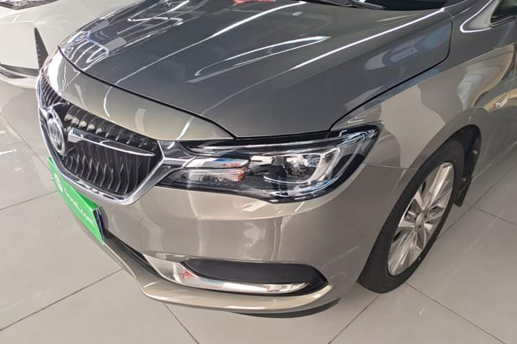 Used Buick GL6 2019 18T 6-Seater Connected Luxury Version China VI Standard Left Front Headlight