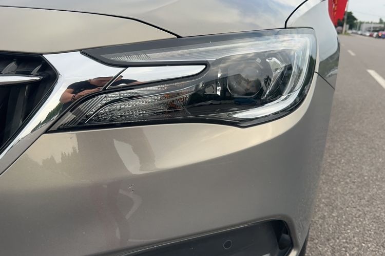 Used Buick GL6 2019 18T 6-Seater Connected Luxury Version China V Standard Left Front Headlight