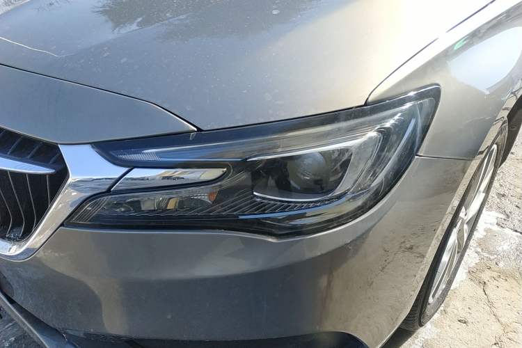 Used Buick GL6 2019 18T 6-Seater Connected Luxury Version China VI Standard Left Front Headlight