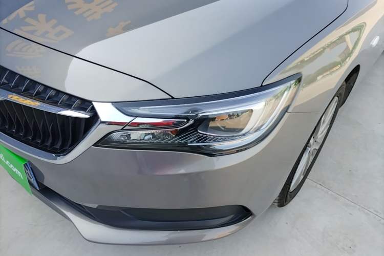 Used Buick GL6 2019 18T 6-Seater Connected Luxury Version China VI Standard Left Front Headlight