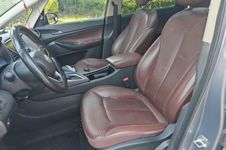 Used Buick GL6 2019 18T 6-Seater Connected Luxury Version China VI Standard Left Front Seat