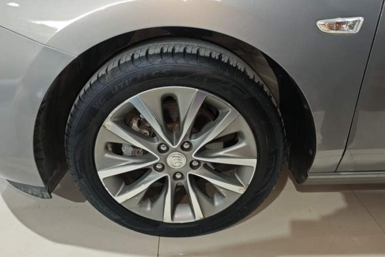 Used Buick GL6 2019 18T 6-Seater Connected Luxury Version China VI Standard Left Front Wheel Hub