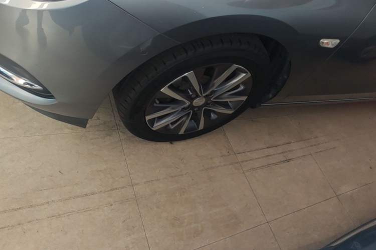 Used Buick GL6 2019 18T 6-Seater Connected Luxury Version China VI Standard Left Front Wheel Hub