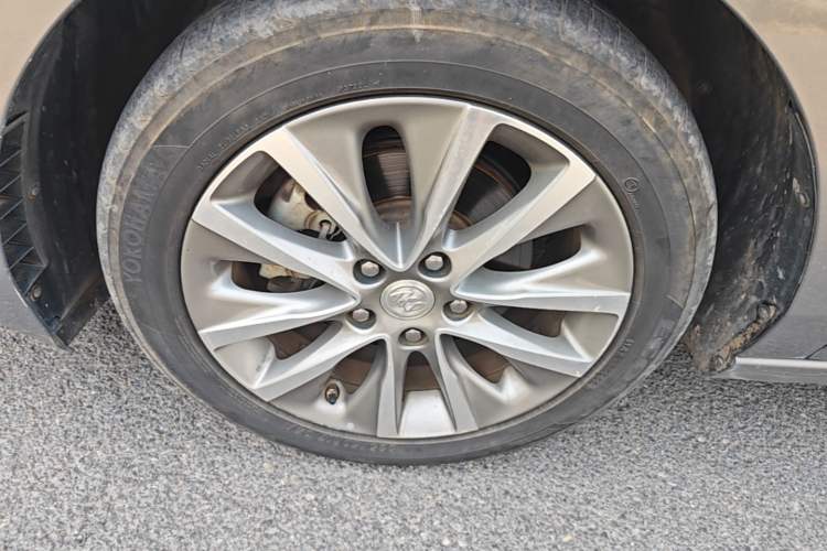 Used Buick GL6 2019 18T 6-Seater Connected Luxury Version China VI Standard Left Front Wheel Hub