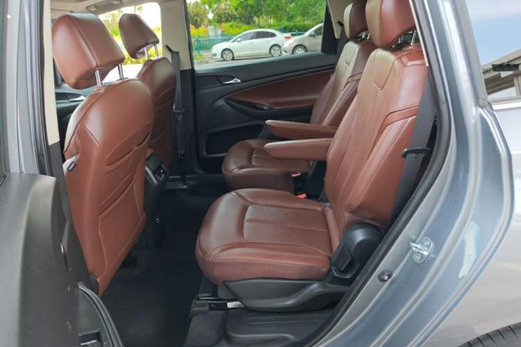 Used Buick GL6 2019 18T 6-Seater Connected Luxury Version China VI Standard Left Rear Seat