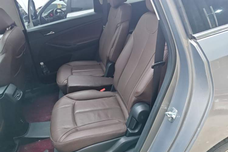 Used Buick GL6 2019 18T 6-Seater Connected Luxury Version China VI Standard Left Rear Seat