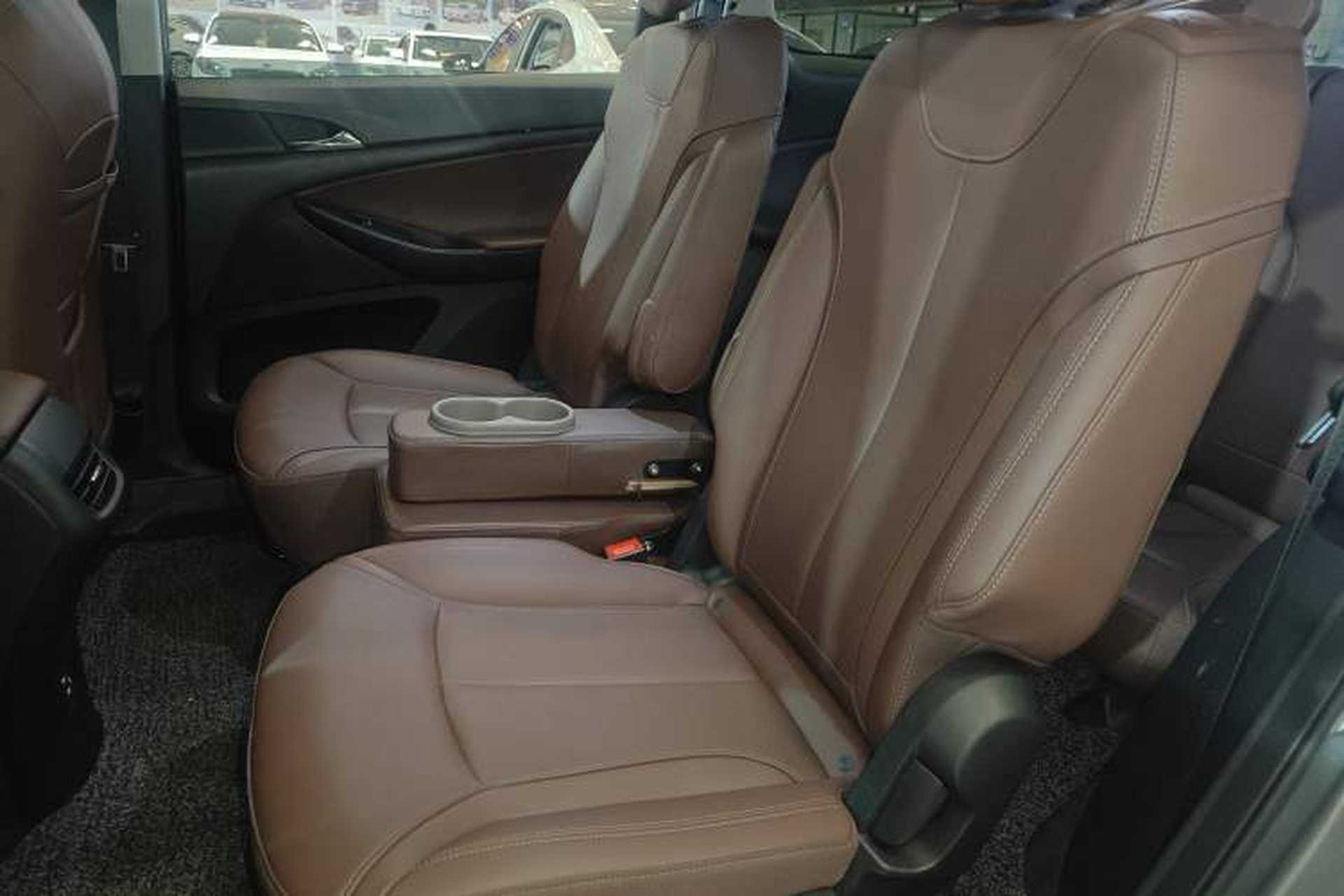 Used Buick GL6 2019 18T 6-Seater Connected Luxury Version China VI Standard Left Rear Seat
