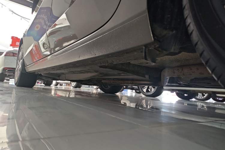 Used Buick GL6 2019 18T 6-Seater Connected Luxury Version China VI Standard Left Side Sill