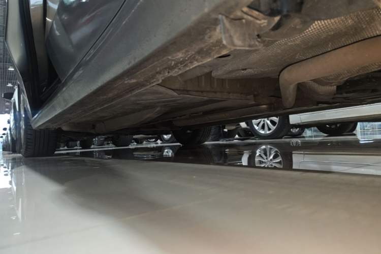 Used Buick GL6 2019 18T 6-Seater Connected Luxury Version China VI Standard Left Side Sill