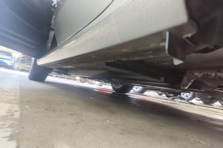 Used Buick GL6 2019 18T 6-Seater Connected Luxury Version China VI Standard Left Side Sill