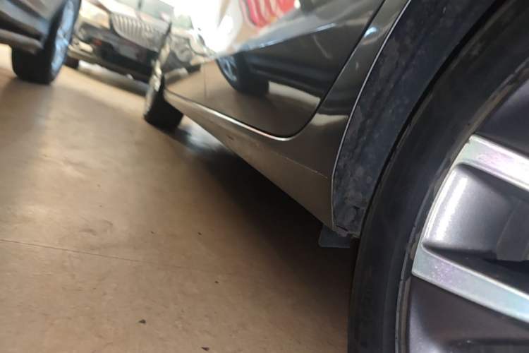 Used Buick GL6 2019 18T 6-Seater Connected Luxury Version China VI Standard Left Side Sill