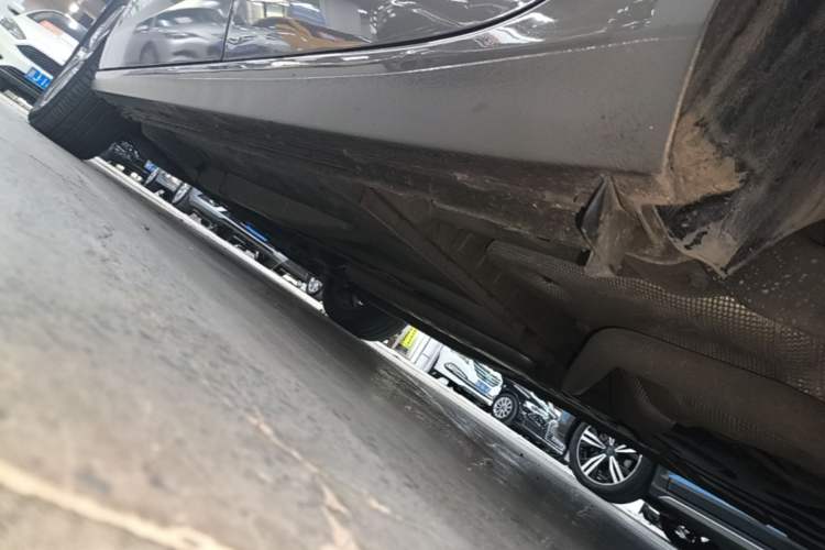 Used Buick GL6 2019 18T 6-Seater Connected Luxury Version China VI Standard Left Side Sill