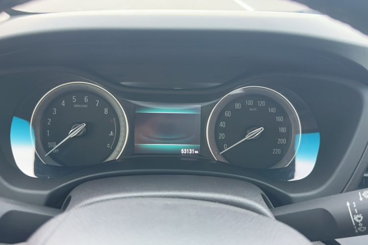 Used Buick GL6 2019 18T 6-Seater Connected Luxury Version China V Standard Odometer Close Up