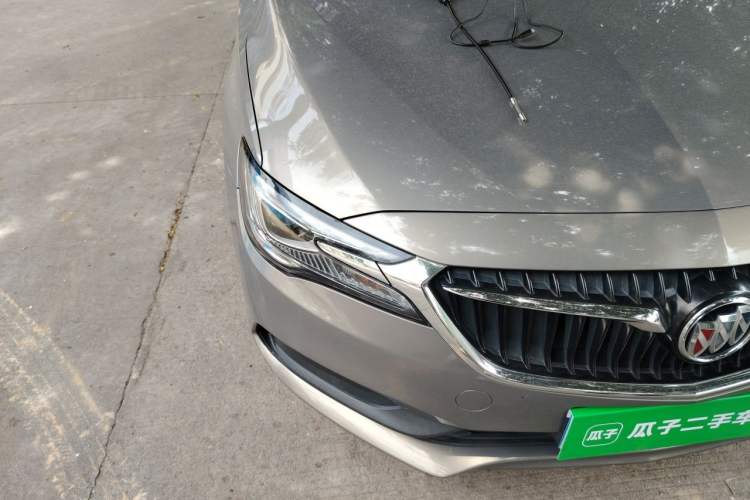 Used Buick GL6 2019 18T 6-Seater Connected Luxury Version China VI Standard Right Front Headlight