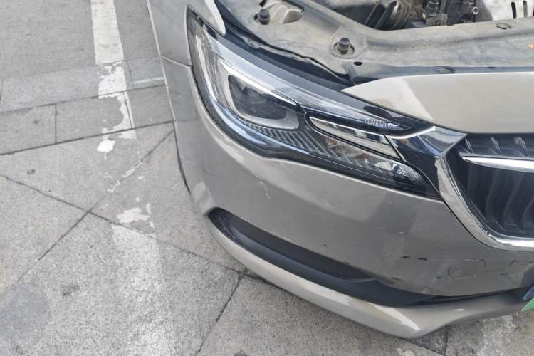 Used Buick GL6 2019 18T 6-Seater Elite Version China V Standard Right Front Headlight