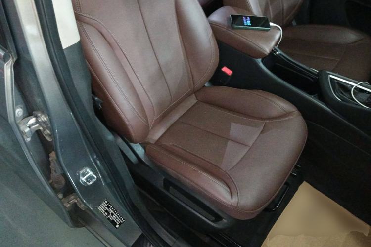 Used Buick GL6 2019 18T 6-Seater Connected Luxury Version China VI Standard Right Front Seat