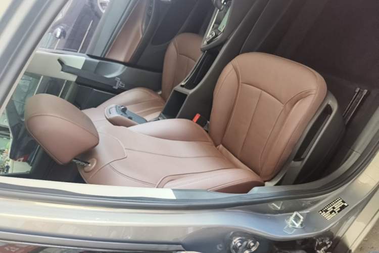 Used Buick GL6 2019 18T 6-Seater Connected Luxury Version China VI Standard Right Front Seat