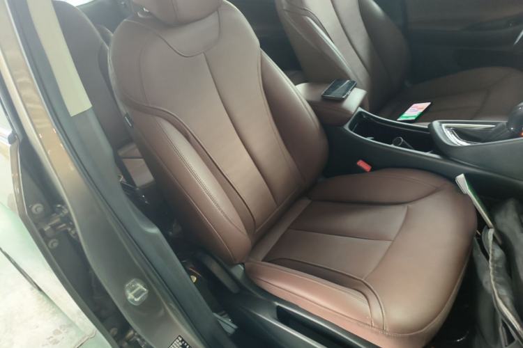 Used Buick GL6 2019 18T 6-Seater Connected Luxury Version China VI Standard Right Front Seat