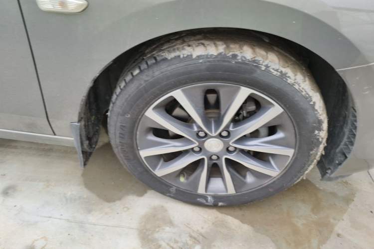 Used Buick GL6 2019 18T 6-Seater Connected Luxury Version China V Standard Right Front Wheel Hub