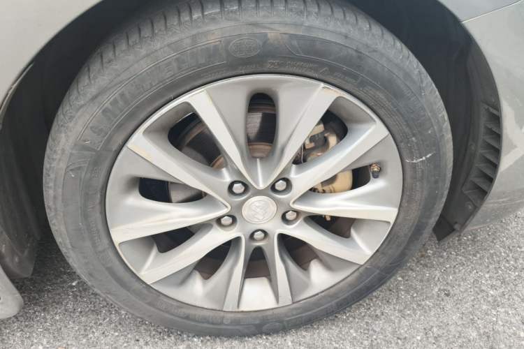 Used Buick GL6 2019 18T 6-Seater Connected Luxury Version China VI Standard Right Front Wheel Hub