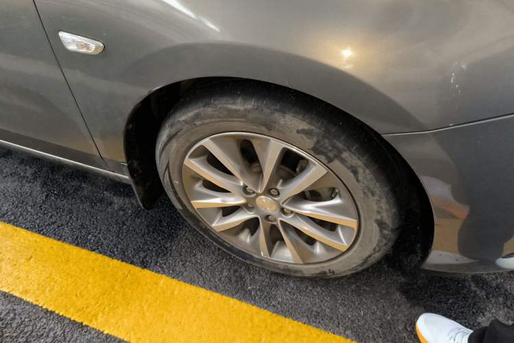 Used Buick GL6 2019 18T 6-Seater Connected Luxury Version China V Standard Right Front Wheel Hub