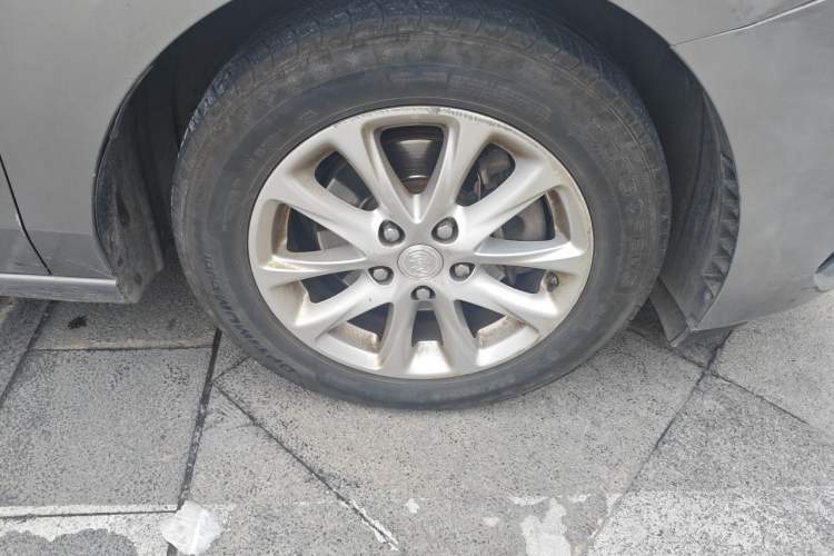Used Buick GL6 2019 18T 6-Seater Elite Version China V Standard Right Front Wheel Hub