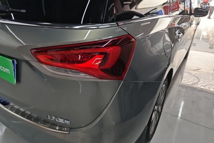 Used Buick GL6 2019 18T 6-Seater Connected Luxury Version China VI Standard Right Rear Taillight