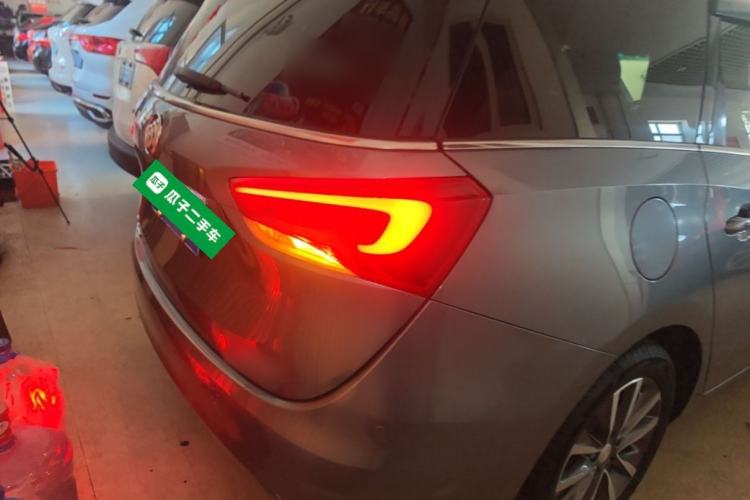 Used Buick GL6 2019 18T 6-Seater Connected Luxury Version China VI Standard Right Rear Taillight
