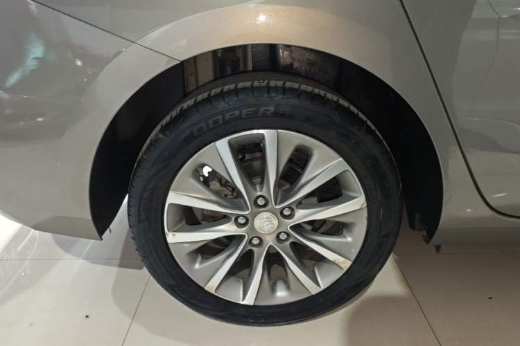 Used Buick GL6 2019 18T 6-Seater Connected Luxury Version China VI Standard Right Rear Wheel Hub