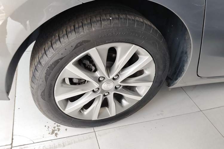 Used Buick GL6 2019 18T 6-Seater Connected Luxury Version China VI Standard Right Rear Wheel Hub
