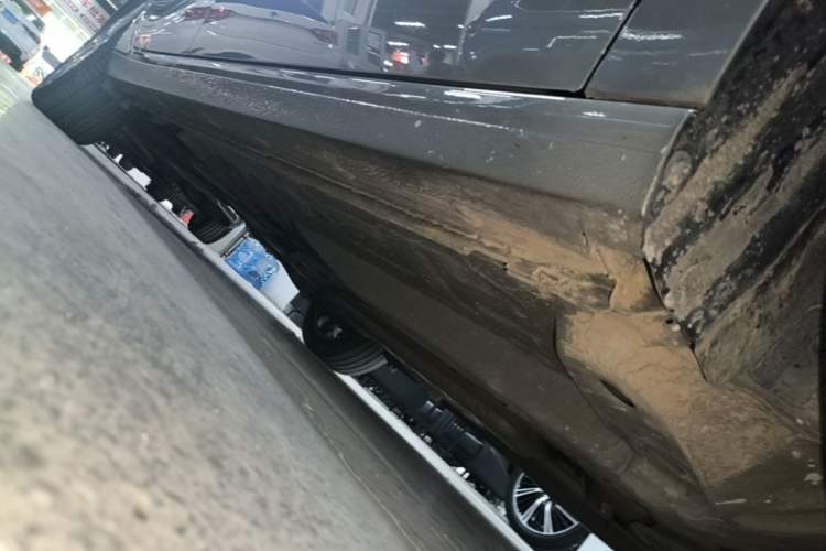 Used Buick GL6 2019 18T 6-Seater Connected Luxury Version China VI Standard Right Side Sill