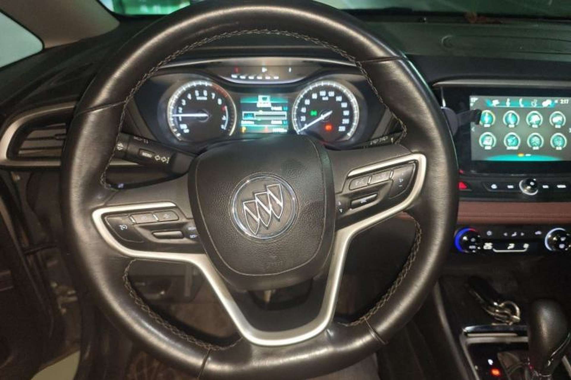 Used Buick GL6 2019 18T 6-Seater Connected Luxury Version China VI Standard Steering Wheel