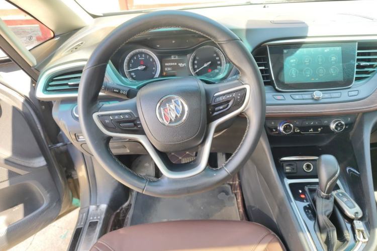 Used Buick GL6 2019 18T 6-Seater Connected Luxury Version China VI Standard Steering Wheel