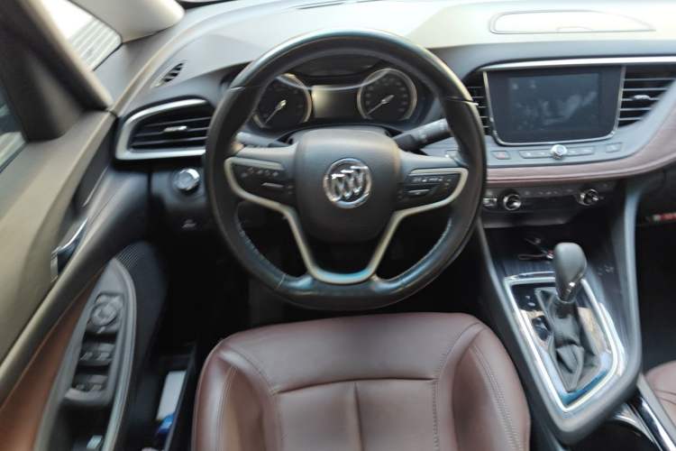 Used Buick GL6 2019 18T 6-Seater Connected Luxury Version China VI Standard Steering Wheel