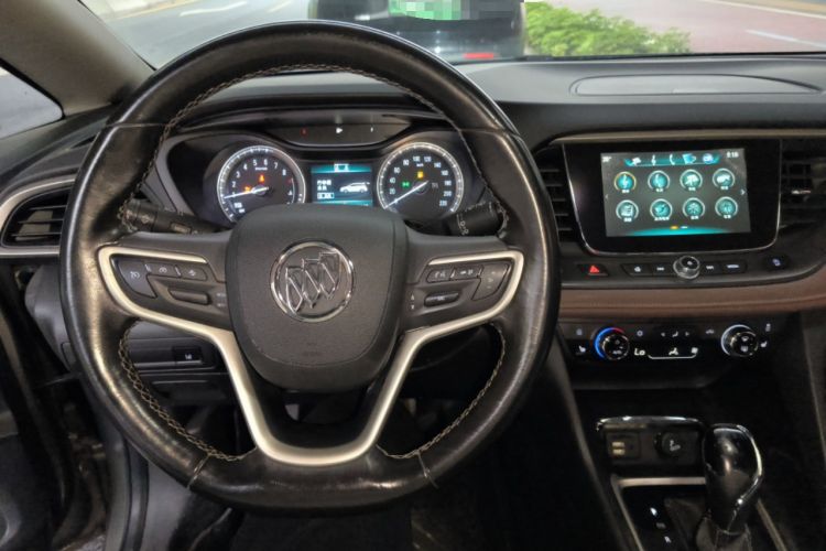 Used Buick GL6 2019 18T 6-Seater Connected Luxury Version China V Standard Steering Wheel